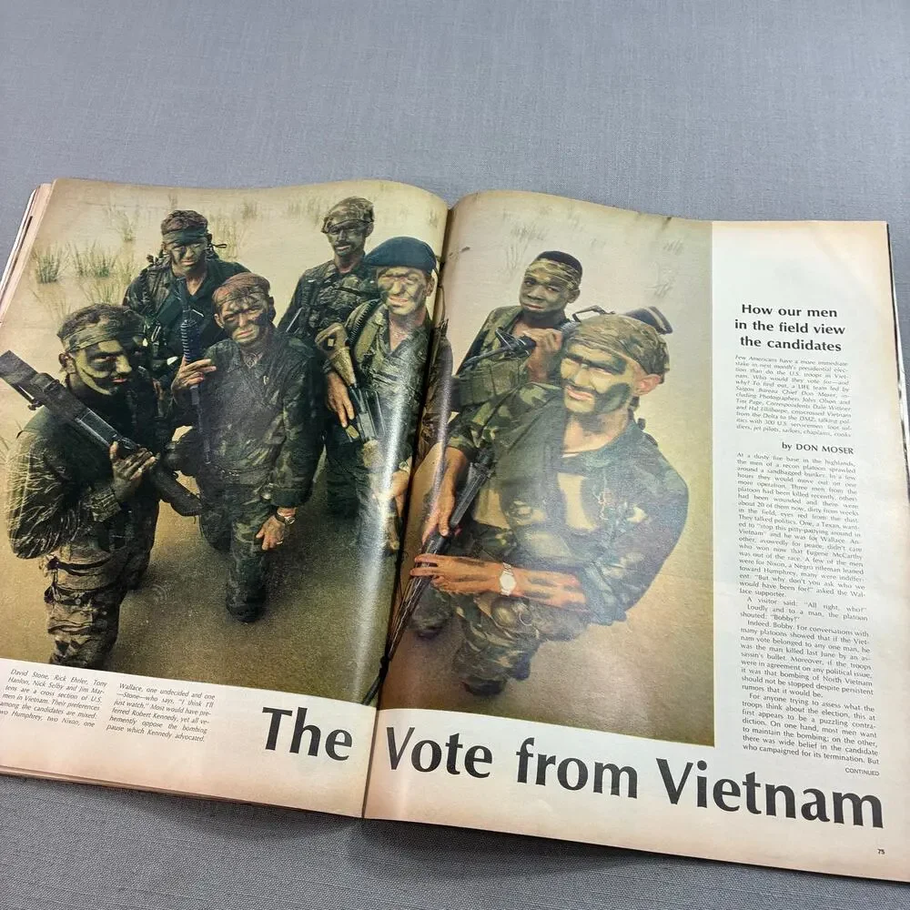 Vintage 1968 LIFE Magazine Wally Schirra Apollo 7 NASA Space See Descr
